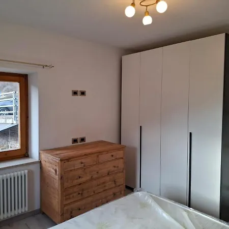 Casa Martini * Pelos