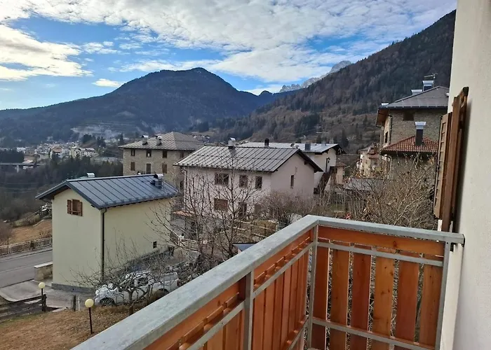 Casa Martini Daire Pelos